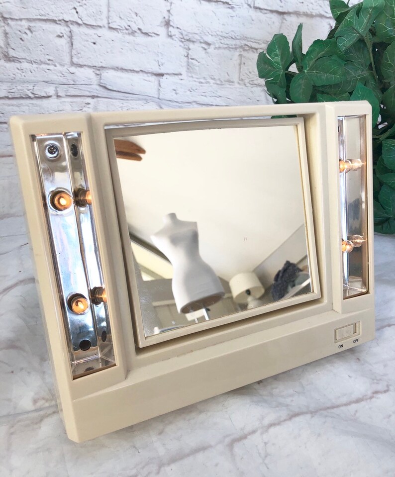 Vintage 60s Lighted Light Make Up Vanity Mirror Stand Flip Magnifying