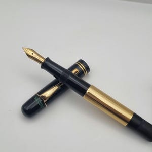 Pelikan 1931 Limited Edition Gold Fountain Pen. 1997.