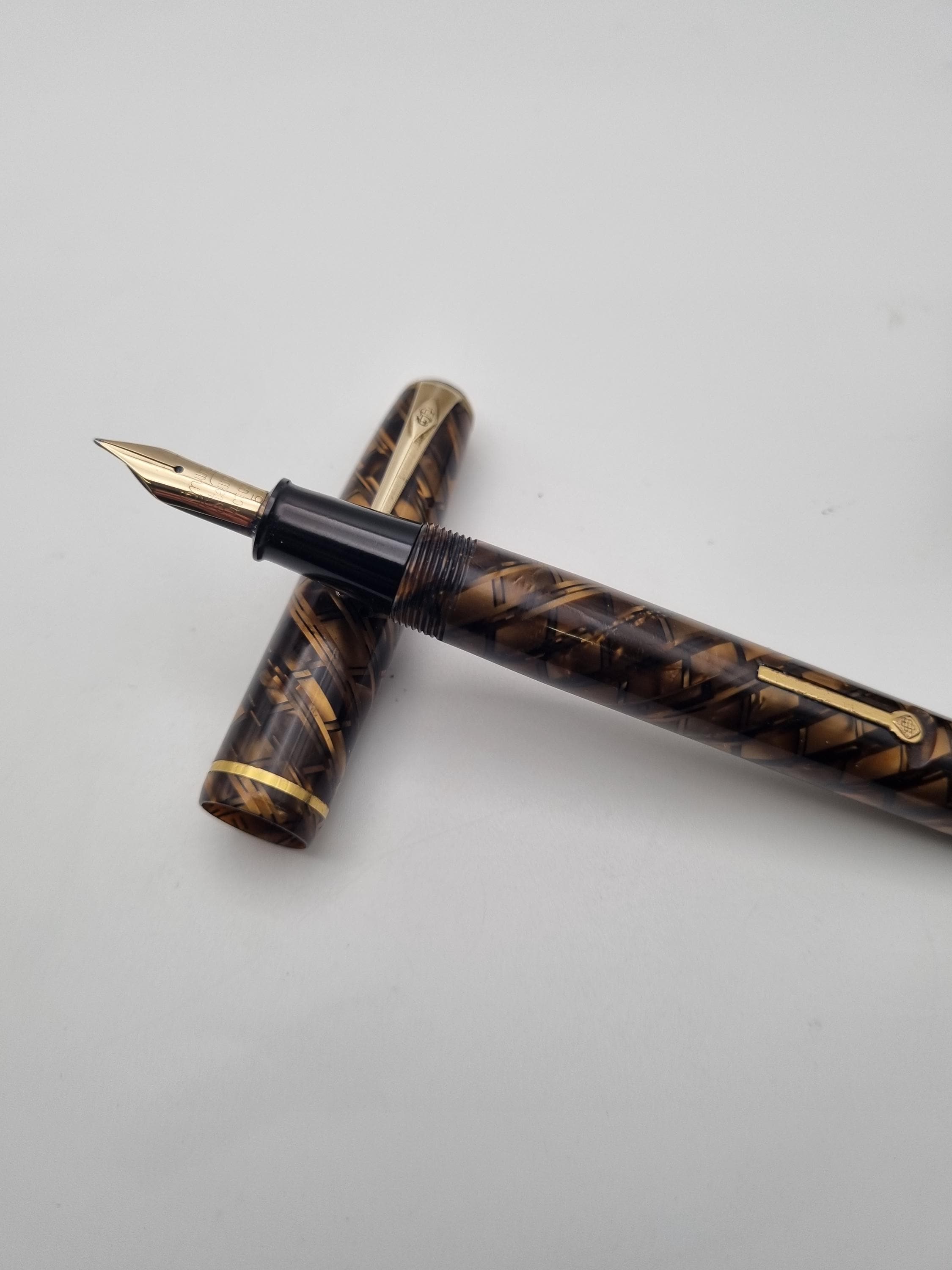 Vintage Fountain Pen, Conway Stewart No28 in Tiger Eye Patern