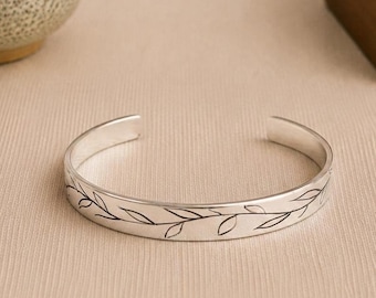 Leaf Cuff Bracelet, Hand Engraved Botanical Jewelry, Nature Lover Gift for Her