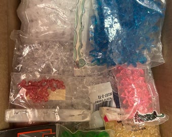 Assorted Acrylic Bead Craft Bundle: Colorful Mixed Shapes