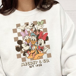 Disney Family Trip 2025 Sweatshirt, Disney Sweatshirt, Disney Family Sweatshirt, Disneyworld Sweatshirt, Magic Kingdom Sweatshirt, Mickey Co