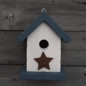 Rustic Star Birdhouse Outdoor wooden birdhouse for Chickadees, Wrens and Finches. image 4