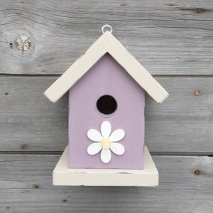 Daisy Birdhouse, Outdoor Birdhouse for Chickadees, Wrens and Finches. USA Handmade Birdhouse. image 3