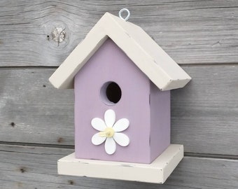 Daisy Birdhouse, Outdoor Birdhouse for Chickadees, Wrens and Finches.  USA Handmade Birdhouse.