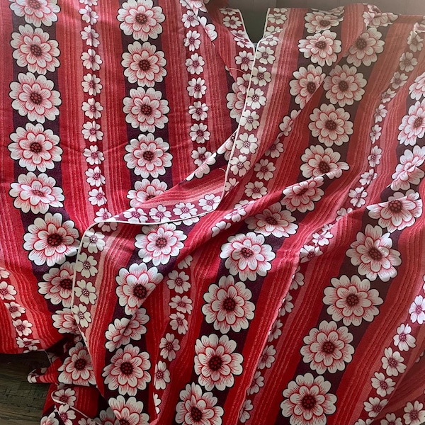 Paire de rideaux à fleurs roses vintage des années 70