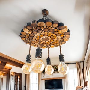 Handcrafted Live Edge Wood Chandelier-Rustic Pendant Light Fixture for Farmhouse Kitchen, Dining Room, or Entrywayz