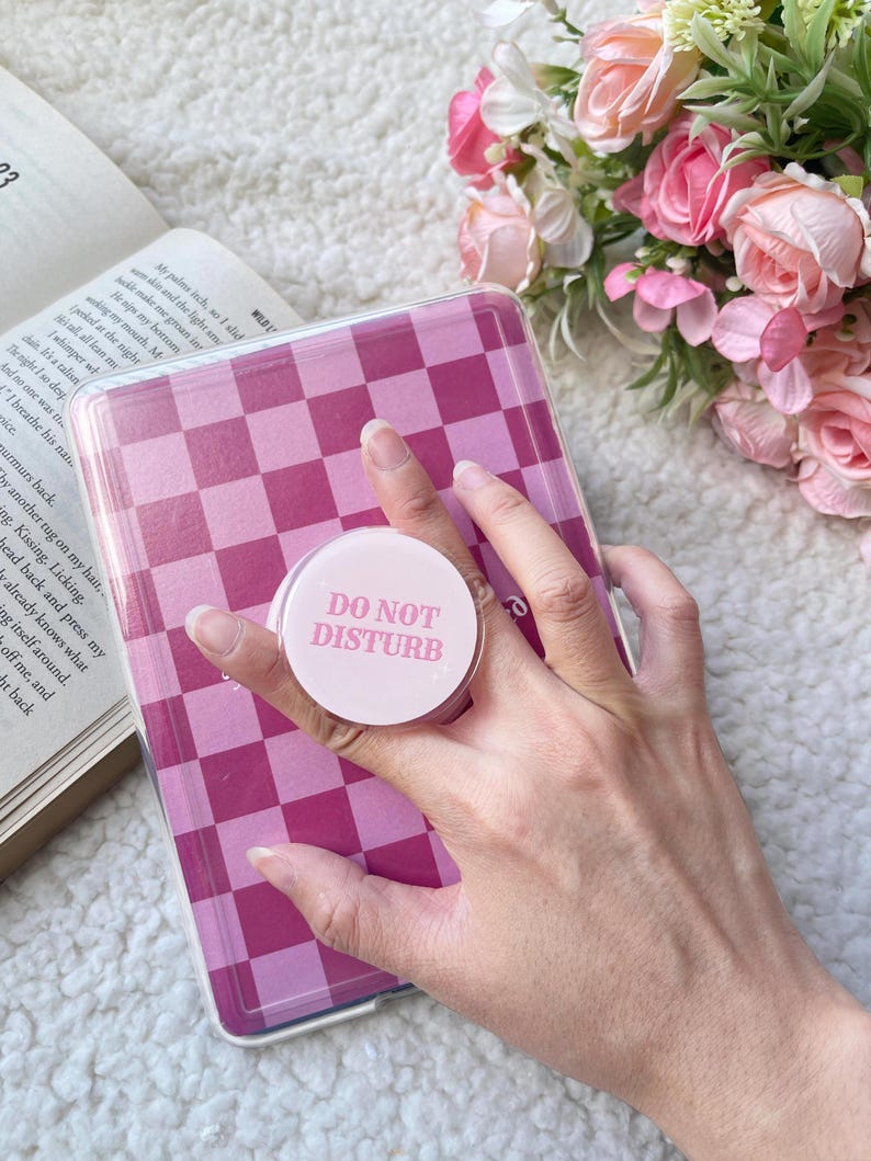 Impugnatura per Kindle, supporto per Kindle, accessori per Kindle, impugnatura magnetica per Kindle, supporto per telefono, impugnature per telefono, impugnatura per Kobo, regali per appassionati di libri immagine 4