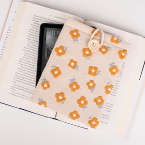 Sunflower Embroidered Floral Kindle Sleeve, Padded E-Reader Cover, Kindle Paperwhite 7&#39;&#39; Sleeve, Kindle Scribe 10.2&#39;&#39; Cover, Book Lover Gift