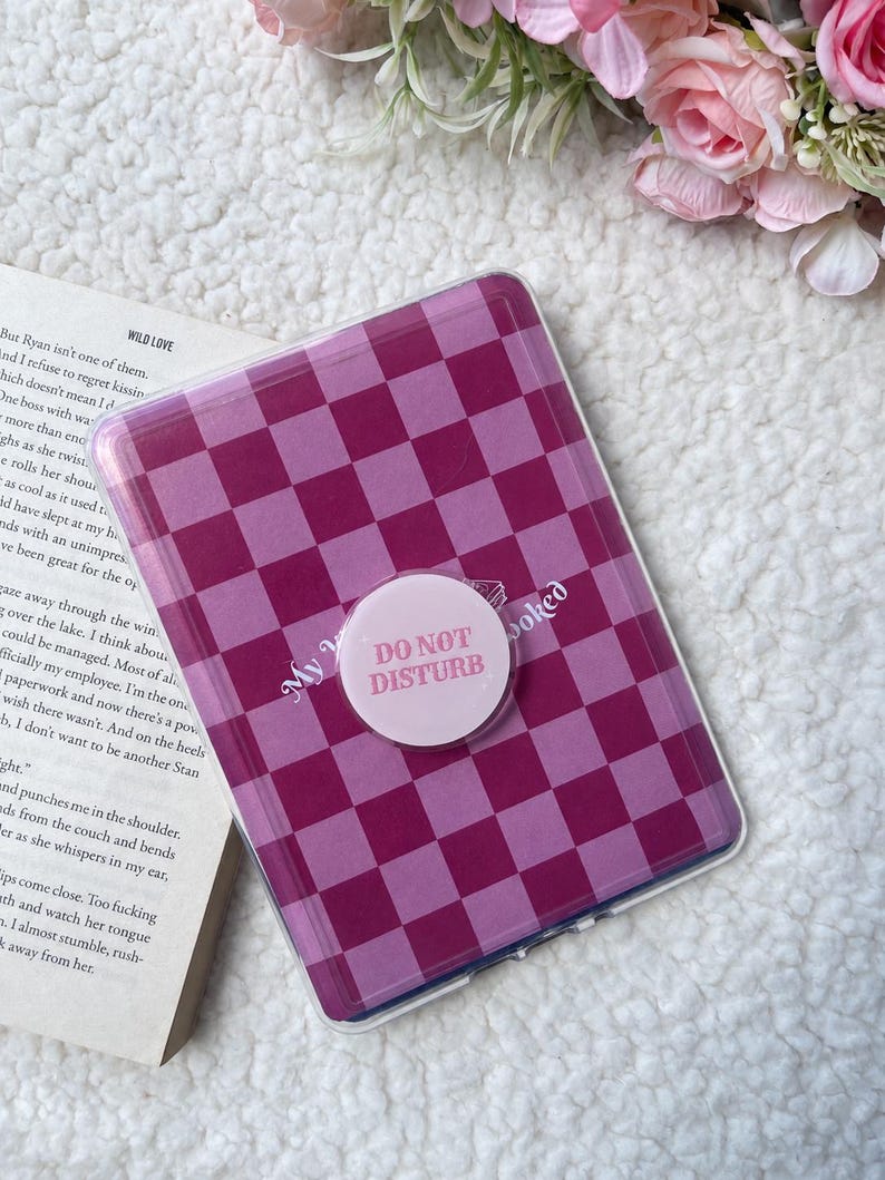 Impugnatura per Kindle, supporto per Kindle, accessori per Kindle, impugnatura magnetica per Kindle, supporto per telefono, impugnature per telefono, impugnatura per Kobo, regali per appassionati di libri immagine 3