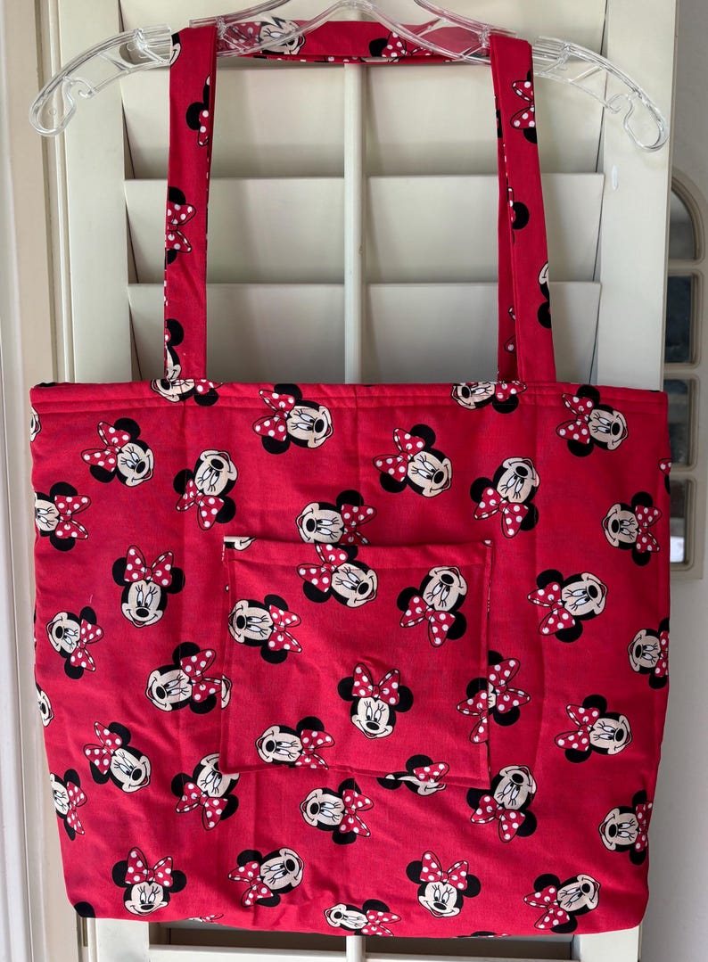Beach Bag in Minnie Mouse red! image 1