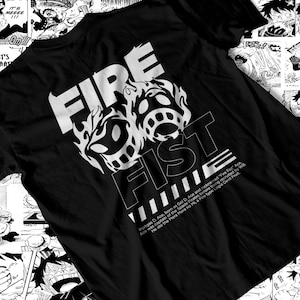 Anime mannen Fire Fist Graphic Tee Unisex Otaku Spades Pirate shirt met ronde hals op Japanse manga geïnspireerde witte baard piraat avontuur T-shirts
