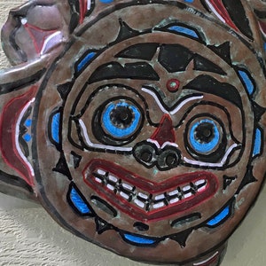 Shooting Star Spirit - geborgene Kupfer Metall Tribal Maske Wand Kunst Skulptur - Pazifische Nordwestküste Indianer inspiriert - blau rot weiße Farbe