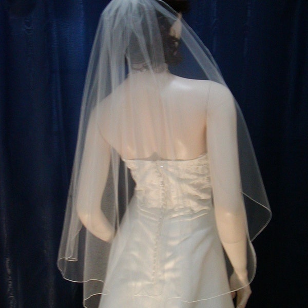 Cascade style wedding veil 1 tier fingertip Sale