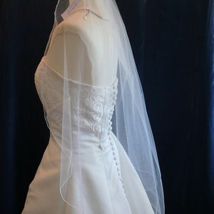 Fingertip length Cascading Angel style wedding veil Sale image 2