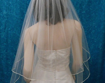 2 Tier classic cut bridal wedding  veil fingertip length trimmed with 1/8" wide satin ribbon trim Sale