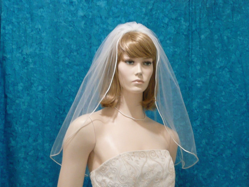 Bridal Veil 1 tier with a Satin cord Trim Shoulder to Waltz Length wedding veil Sale image 2