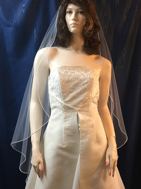 Waltz Length Wedding Veil: Petal Cut, Satin Cord Trim - Etsy