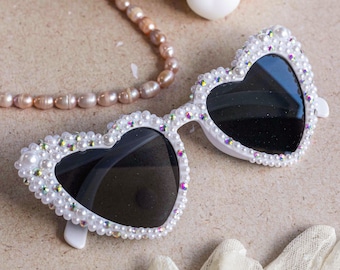 Bride team,Bride tribe,bridesmaid,Bride To Be Sunglasses,Bride Heart Sunglasses,Bridal Shower,Bachelorette Sunglasses,Bride Pearl Sunglasses