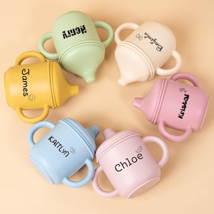 カスタムベビーシリコン製シッピーカップ、幼児用シリコン製カップ、名前入りシリコン製ベビーカップ、刻印入りシッピーカップ、幼児用トレーニングカップ、誕生日プレゼント