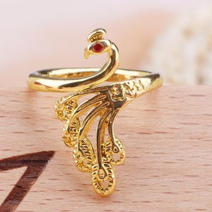 Charming Golden Phoenix Crochet Ring, Yarn Tension Ring, Tension Rings For Crochet, Crochet Ring Holder, Gift For Knitter