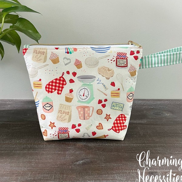 Small Zipper Knitting Bag, Baking Themed Sock Project Bag  Tote, Crochet Sewing Pouch, Gifts for Knitters Crocheters Gifts Under 30
