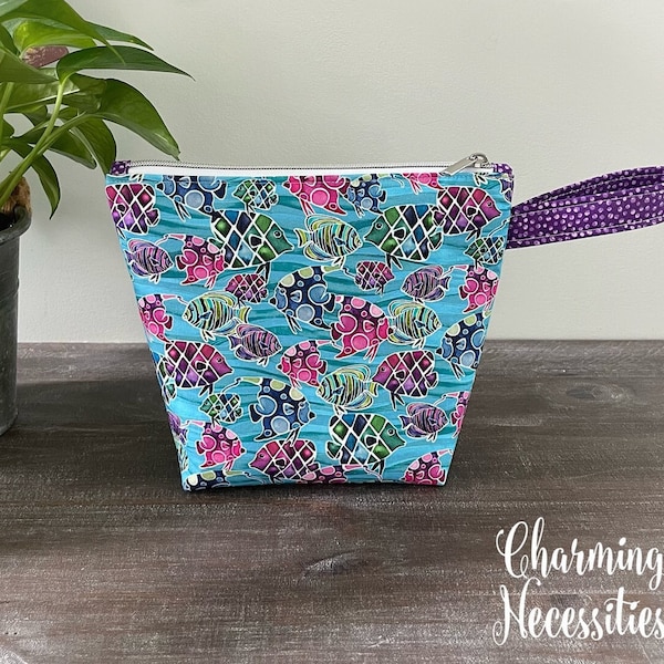 Small Zipper Knitting Bag, Tropical Fish Beach Sock Project Bag  Tote, Crochet Sewing Pouch, Gifts for Knitters Crocheters Gifts Under 30