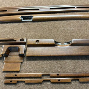 Juego de molduras de madera para Mercedes W108: Interior de madera lisa satinada