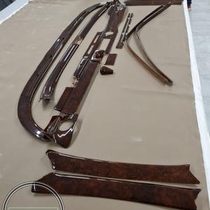 Juego de molduras interiores de madera de arce para Mercedes W108: 24 piezas de chapa de madera