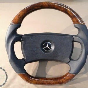 メルセデスベンツ ウッドステアリングホイール R107 W123 W124 W126 メルセデスベンツ ウッドステアリングホイール R107 W123 W124 W126