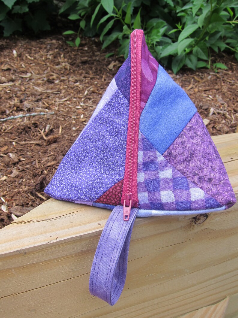 Small Fuschia Zippered Pouch