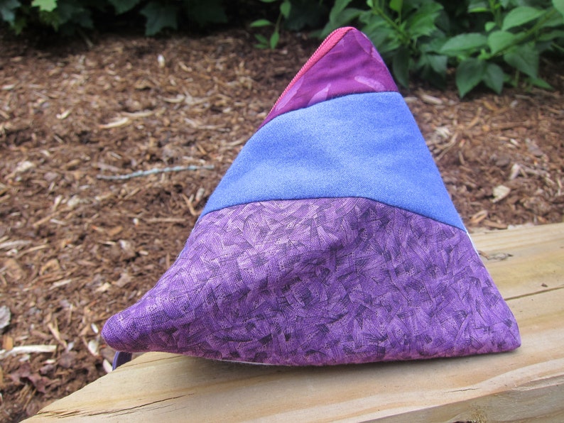 Small Fuschia Zippered Pouch