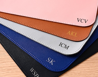 Personalized Initial Leather Mouse Pad, Custom Desk Pad, Monogrammed Full-Grain Leather Mousepad, Handmade Office Desk Pad, Gift for Work