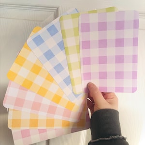 Pastel Picnic - Papier cartonné avec intercalaire mat, illustration originale pour Kindle.