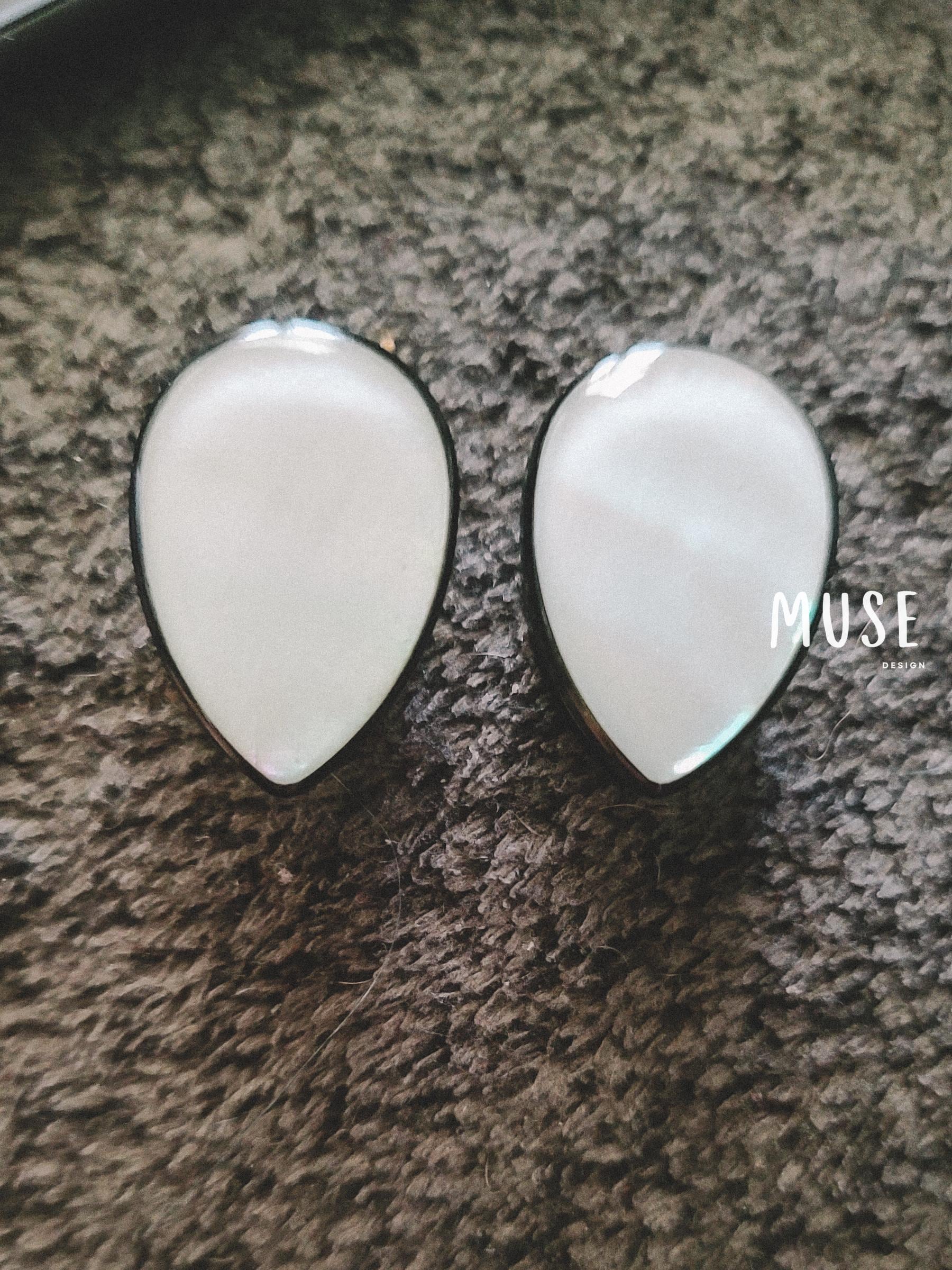 Teardrop Ear Plug Earrings Ear Plug Tunnel Gauges for Stretched Ear Lobes Ear Gauges Jewelry