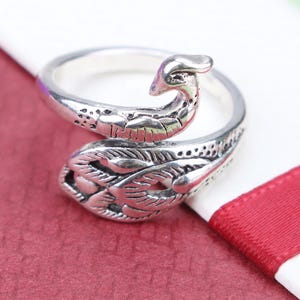 Beautiful Silver Peacock Crochet Ring, Crochet Rings For Tension Unique, Tension Ring For Knitting, Gift For Crocheter, Crochet Ring Peacock