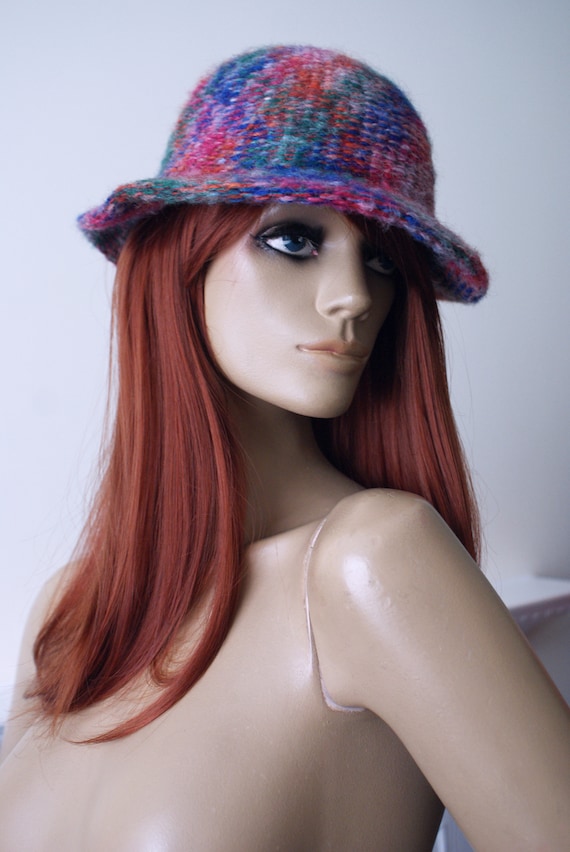Italian knitted multicoloured vintage 1970s trilby