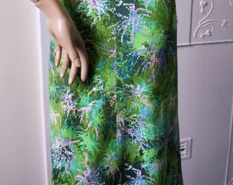 Tessuto di Falconetto signed Italian lush green print jersey vintage 1970s midi skirt