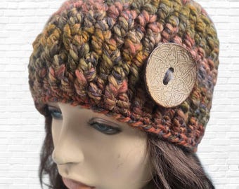 Women’s Alpaca Blend Crocheted Beanie with Wooden Button – Handmade Fall Color Hat, Chunky Crochet Cap, Cozy Autumn Gift for Her, Warm Hat