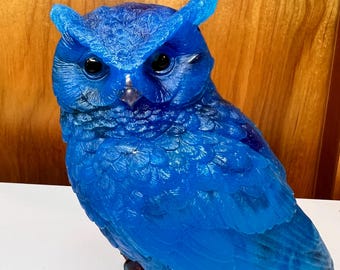 Blue and red large weighted resin  owl statue. Message for custom colors.