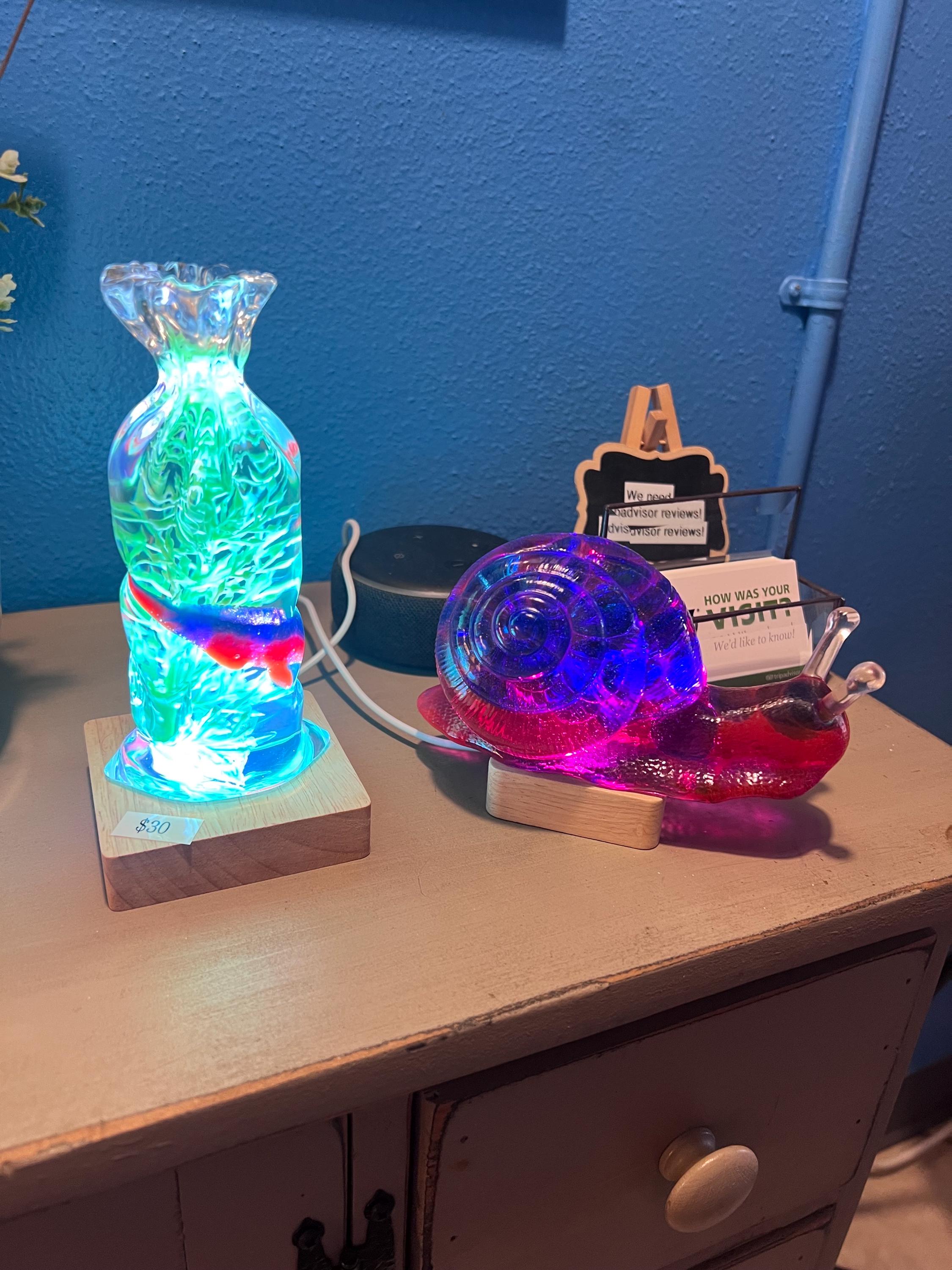 Luce notturna a forma di pesce in legno, lampada ricaricabile per bambini, antistress, con 3 livelli dimmerabili, adesivo per illuminazione notturna