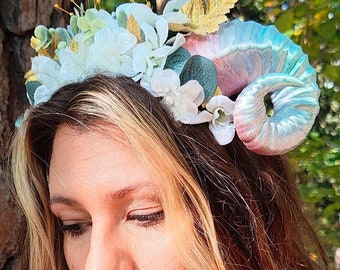Spiral Rams Horns Flower Crown Rainbow Silk, Woodland Tiara, Animal Horn Headpiece with Silk flowers, Pastel 3d Printed Cosplay Costume Band