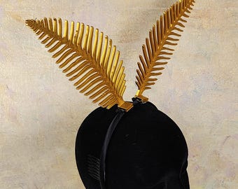 Cerchietto con orecchie da falena lunare, tiara a forma di falena lunare americana fatta a mano, accessorio spettrale per cosplay di Halloween.