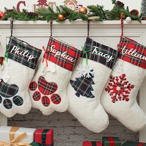 Personalized pet Christmas stockings, plaid dog paw stockings, Dog Cat Christmas stockings,Family Christmas Stockings,Christmas gifts decor