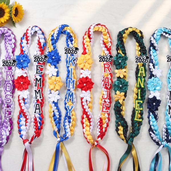 Personalized Graduation Lei With Flowers, Gift for Graduates, Custom Ribbon Lei, Grad Gift, 2026 Graduation Lei with Name, Senior Night Gift