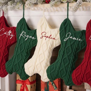 Hundeknochen Gestrickter Weihnachtsstrumpf mit Namen, Gestickter Knochen-Weihnachtsstrumpf, Knochen-Urlaubsstrumpf für Hund, Familien-Weihnachtsstrümpfe