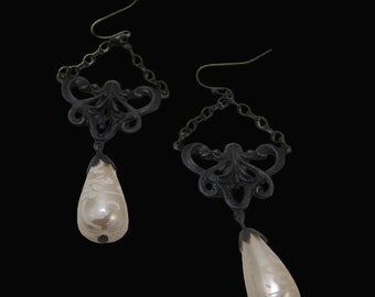 Black Orchid Gothic Earrings Flower Matte Black Ebony Brass Dangle Earrings Chain Vintage Style Pearl Teardrop