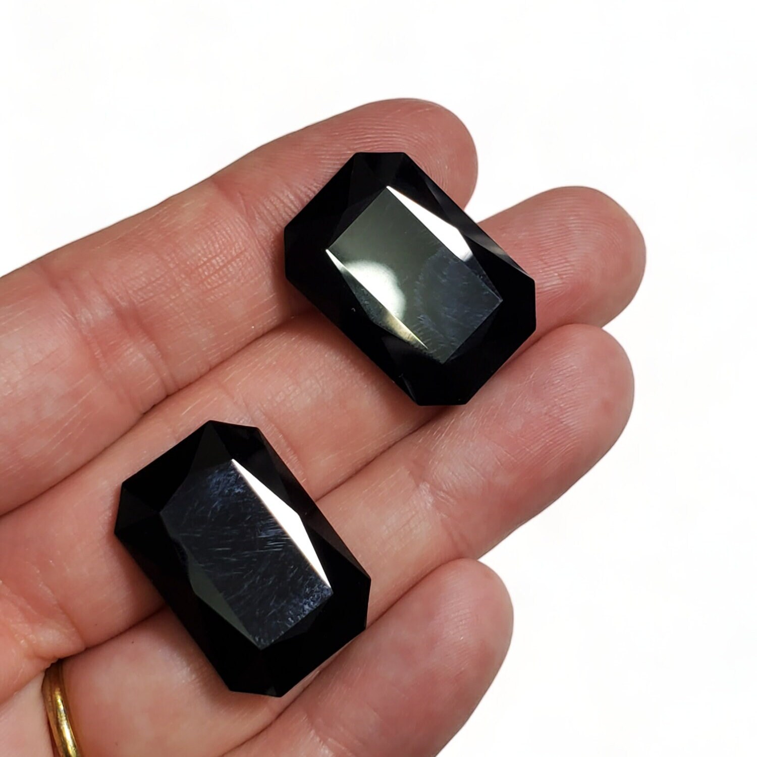 18 x 22 mm ジェットブラック スワロフスキークリスタル ファンシー