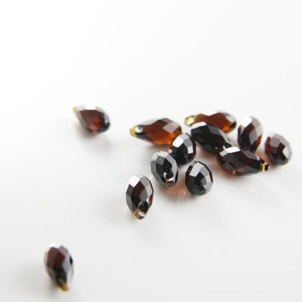 13x6mm faceted Mocca (6010) Briolette Drop, Swarovski® crystals, faceted briolette pendant (6010). Sold per pkg of 2.