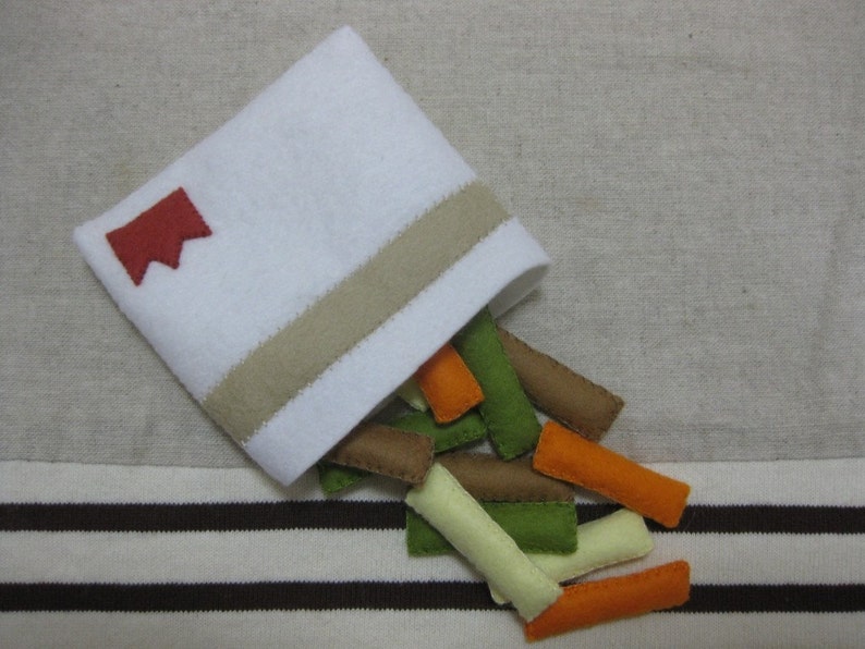 Felt mix vegetable snack image 1